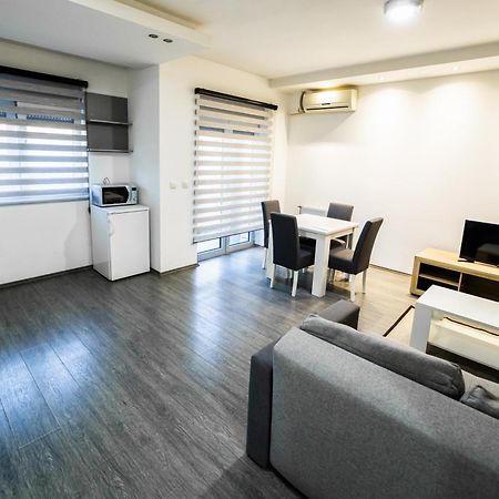 Ring Inn Apartments Obrenovac  Екстер'єр фото